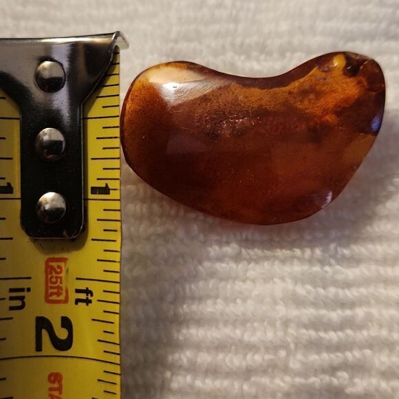 Genuine dark Amber heart shaped pin from Baltic Sea Lithuania - Picture 6 of 6